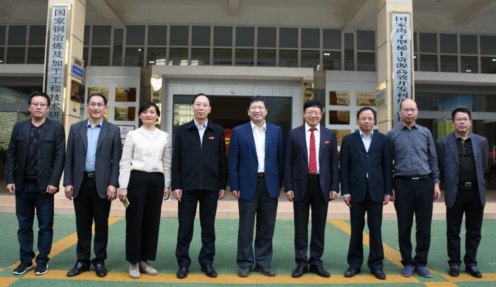 中国工程院副院长,中国科学技术协会副主席邓秀新一行莅校指导工作