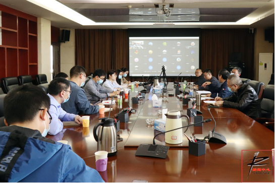 南昌校区管委会组织召开青年科研人员座谈会