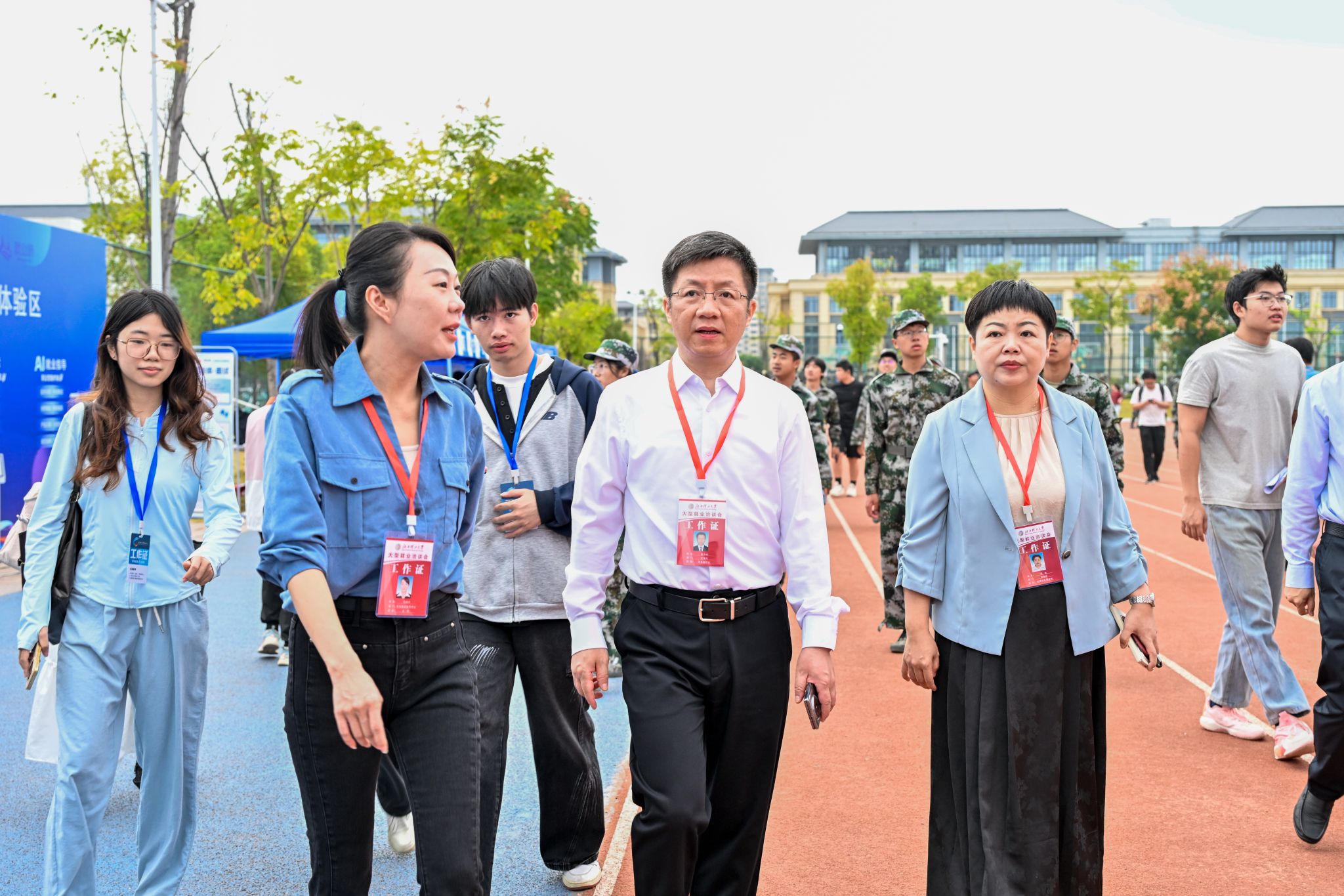 1022许书记.jpg
