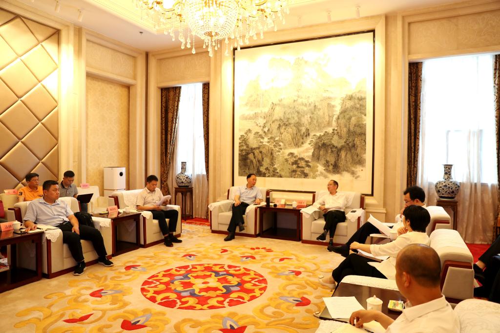 我校与兴国县签订全面战略合作框架协议
