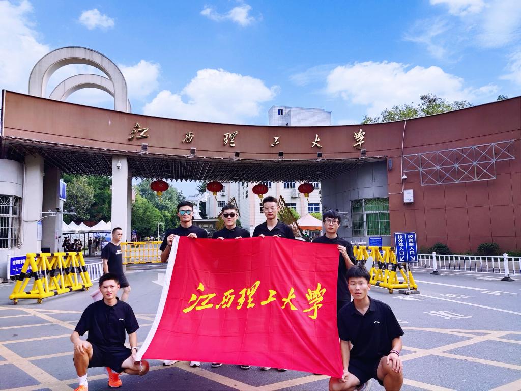 创历史！我校在第二十届中国大学生田径锦标赛中获佳绩