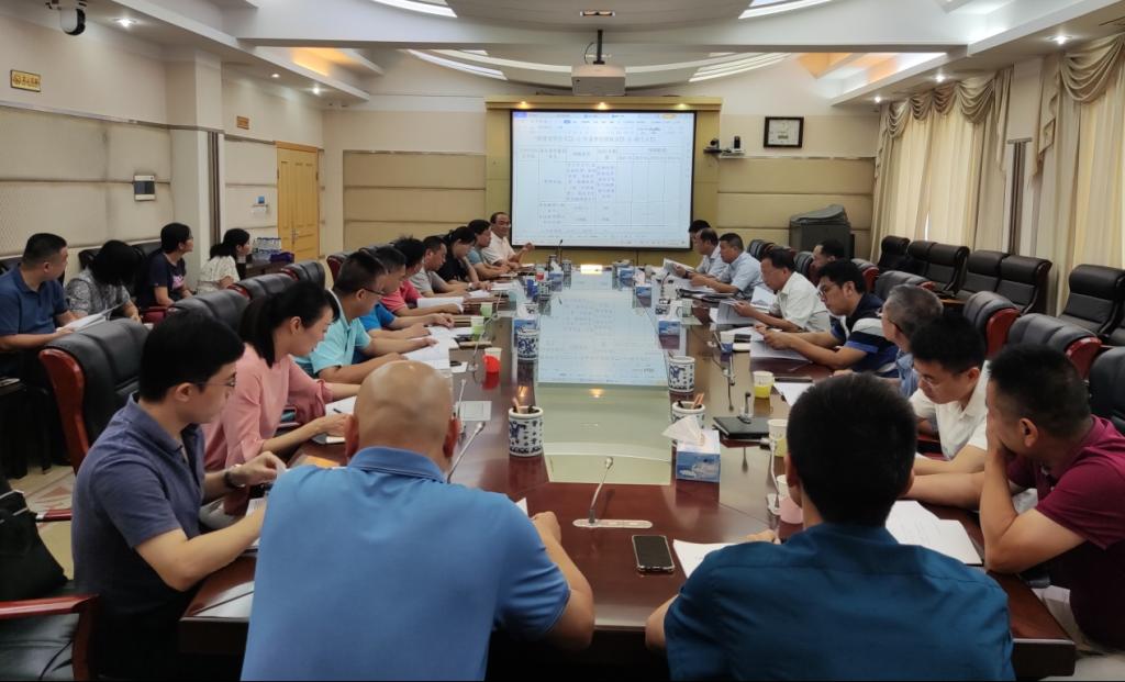 我校召开博士硕士学位点立项建设规划论证会